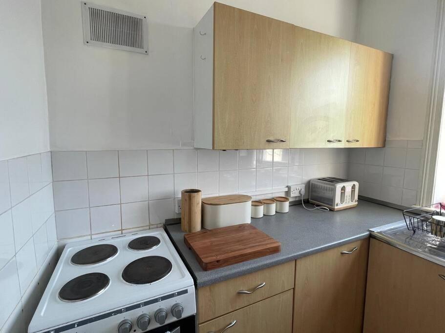 One/Two Bedroom Apartment Close To Sea & Centre Hastings Exterior photo